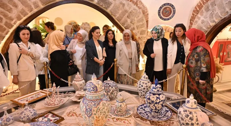 800 yıllık tarihi hamam kadınların kültür ve sanat yuvası oldu