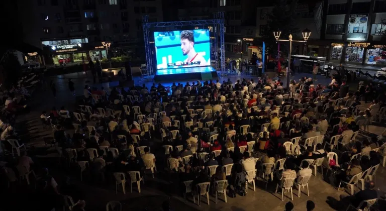 A Milli Basketbol Takımı yuvaya gümüş madalyayla döndü
