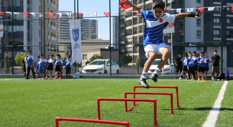 ABB'den çocuklara futbol dolu yaz tatili: Ücretsiz futbol yaz kursları başladı