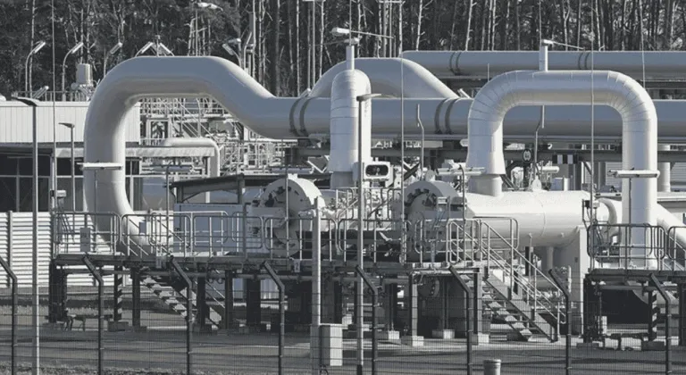 AB'den enerji hamlesi: Rus gazına 2028'de veda edilecek