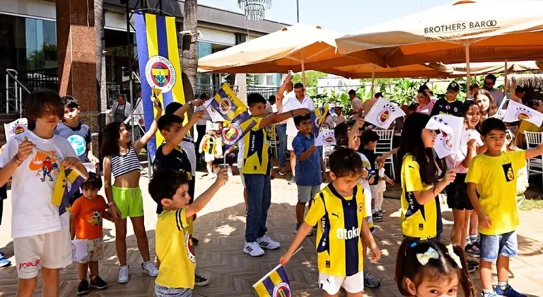 Adana Fenerbahçeliler Derneği’nden kahvaltı buluşması