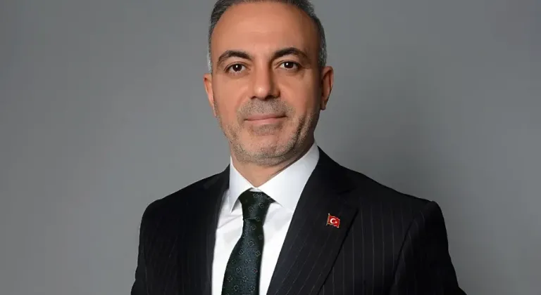 AK Parti Adana Büyükşehir Belediyesi Meclis üyesi Tunç: “Büyük ve kutlu yürüyüşümüz sürüyor”