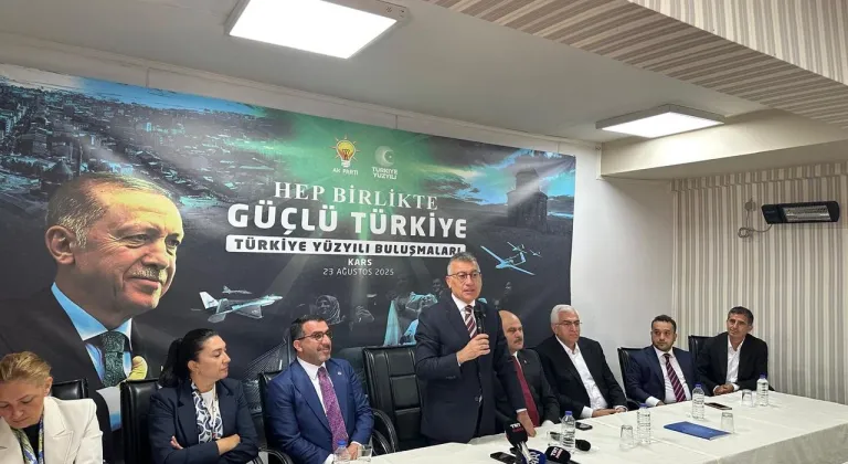 AK Parti Grup Başkanı Abdullah Güler, CHP Genel Başkanı Özgür Özel'i siyasi kalpazanlıkla suçladı