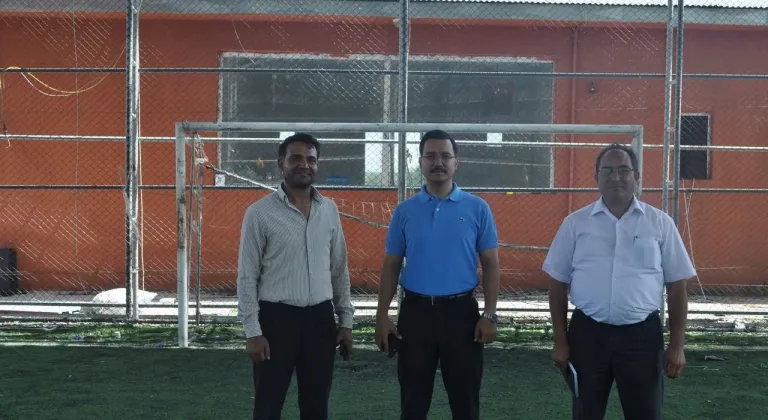 Akyaka İlçesindeki kapalı halı sahası yenileniyor