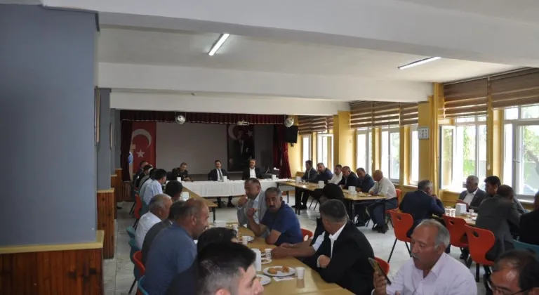 Akyaka Kaymakamı İsmail Demirtaş, Kurban Bayramı’nda vatandaşlarla bir araya geldi