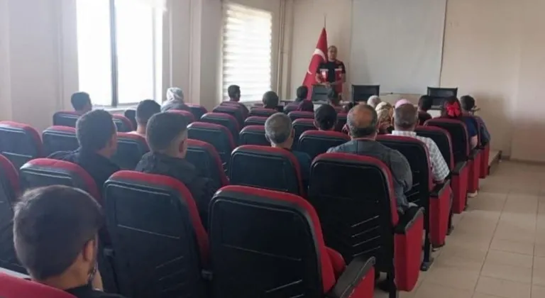 Akyaka’da kadına yönelik şiddet ve zorla evliliklerle mücadele eğitimi verildi