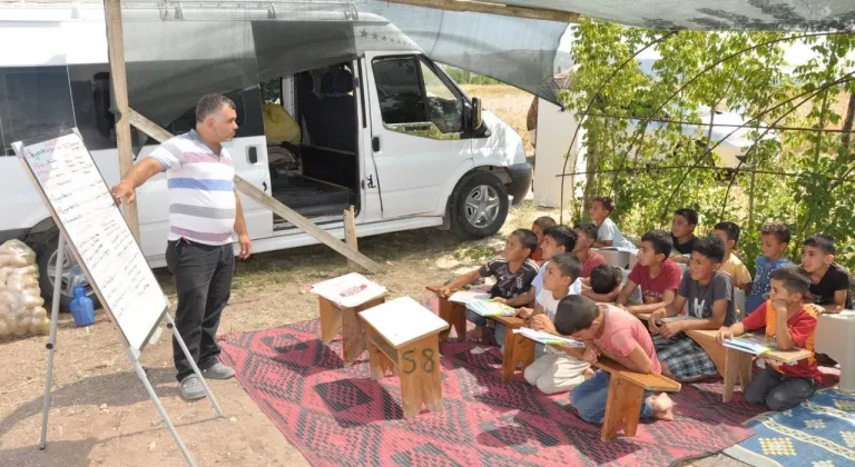 Amasya'da mevsimlik işçilerin çocuklarına 