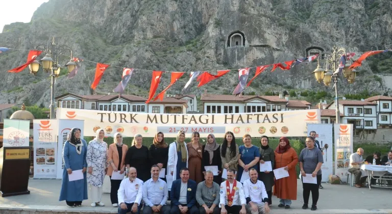 Amasya'da Türk Mutfağı Haftası'nda lezzet şöleni