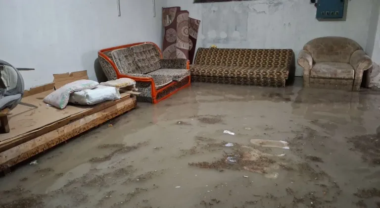 Ankara'nın Beypazarı ilçesinde bazı evleri su bastı
