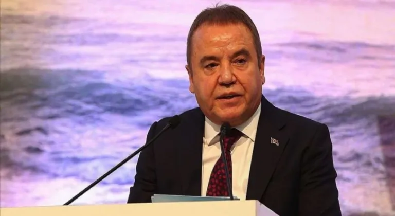 Antalya Büyükşehir Belediye Başkanı Muhittin Böcek de gözaltına alındı