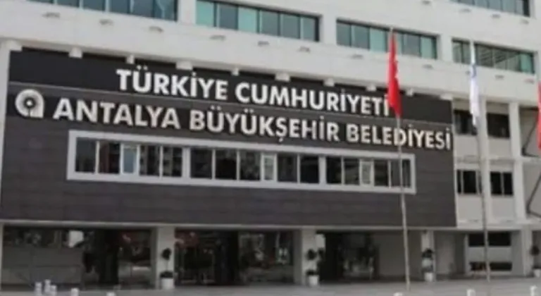 Antalya Büyükşehir Belediyesi’nde üst düzey gözaltılar