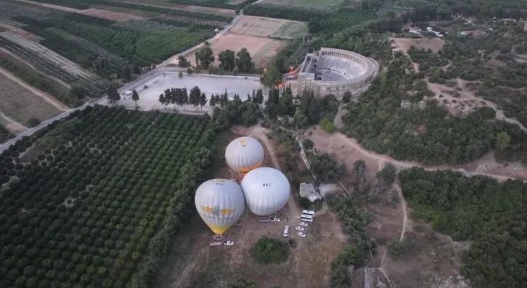 Antalya semalarında süzülen 