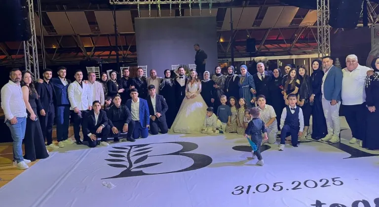 Antalya’da Avşar ailesinin mutlu günü