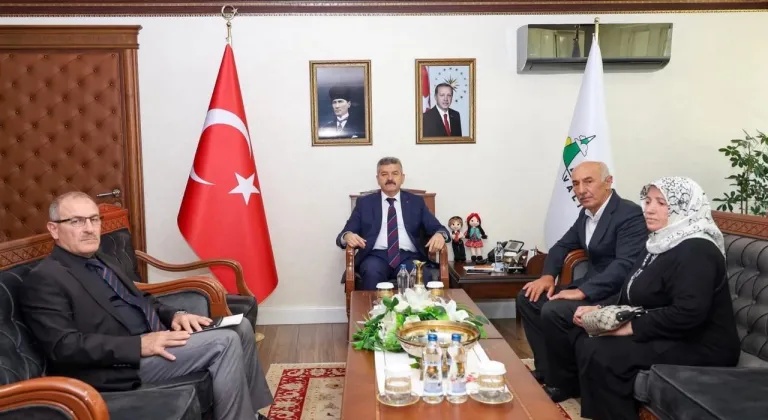 Artvin Valisi Ergün, şehit ailesini ağırladı