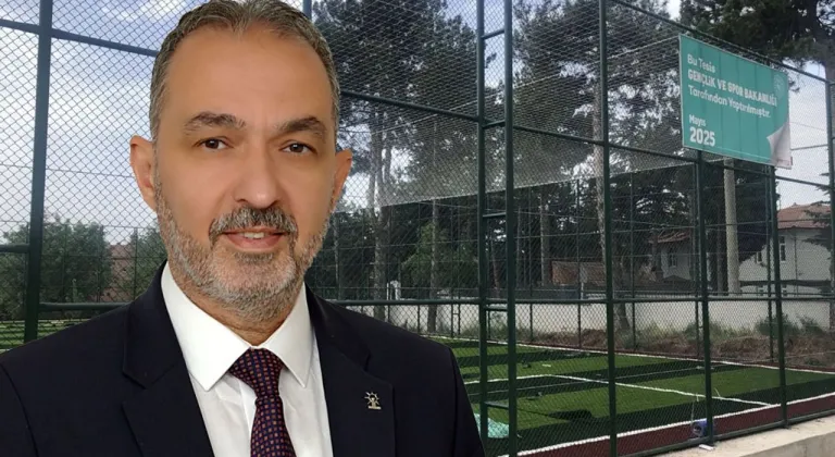Atabey Belediyesinden 75. Yıl Ortaokuluna halı saha