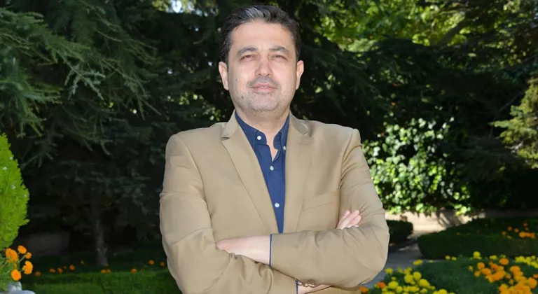 Av. Cüneyd Altıparmak: “15 Temmuz’u yeniden değerlendirmeli, savunma sanayine öncelik vermeliyiz”