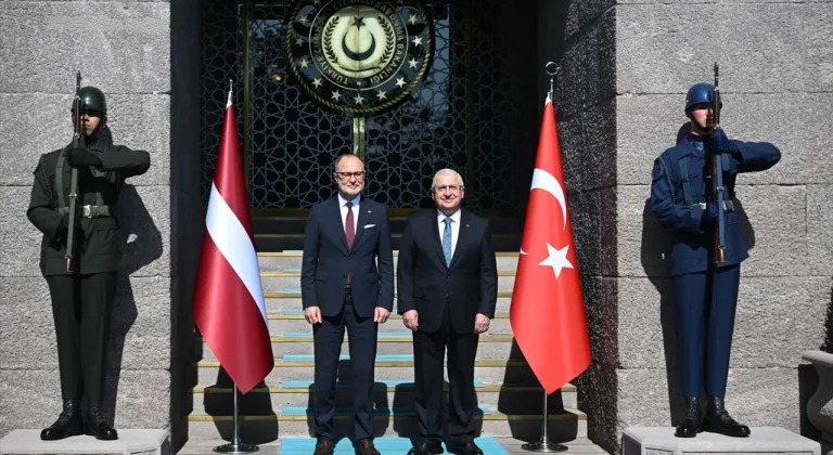 Bakan Güler, Letonyalı mevkidaşı Spruds’u Ankara’da ağırladı