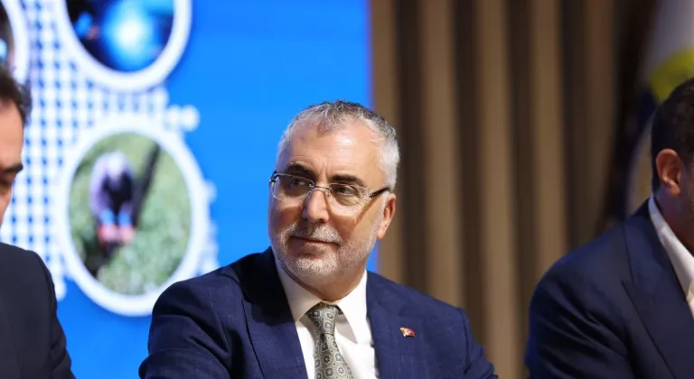 Bakan Işıkhan: Enerjimizi terörle mücadeleye değil üretime, istihdama, kalkınmaya, harcayacağız