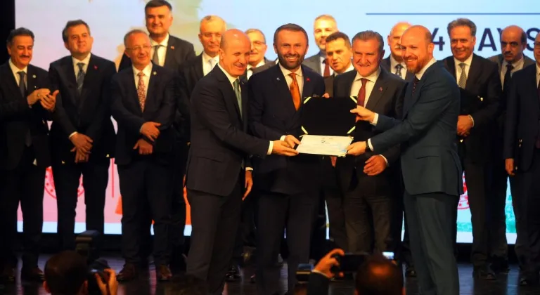 Bakan Osman Aşkın Bak: Üniversiteler sporun merkezi olmalı