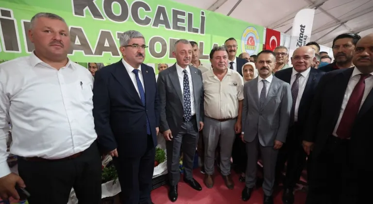 Başkan Büyükakın: “Çiftçinin çabasıyla Büyükşehir’in çabası birleşince bereket ortaya çıkıyor”