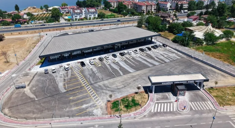 Başkan Büyükakın, Karamürsel ve Gölcük otogarlarının eski ve yeni halini paylaştı