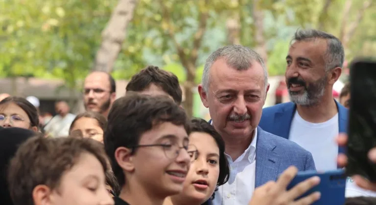 Başkan Büyükakın, TÜGVA gençliğini yalnız bırakmadı