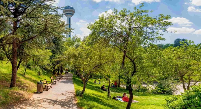 Başkent'e sıcak hava uyarısı: 11.00-16.00 saatlerine dikkat!