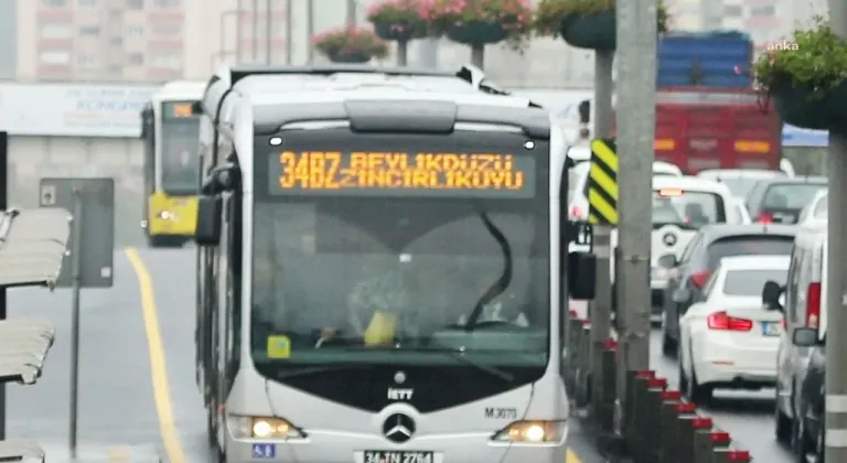 Beylikdüzü'nde metrobüs kazası