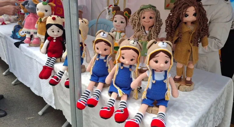 Beypazarı Aile Yaşam Merkezi’nde kadınların el emeği sergisi açıldı