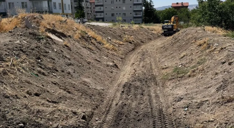 Beypazarı Hacıkara Mahallesi’nde taşkın riski taşıyan dere ıslah edildi