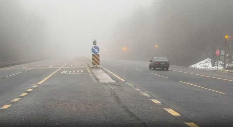 Bolu Dağı’nda yoğun sis ulaşımı etkiledi