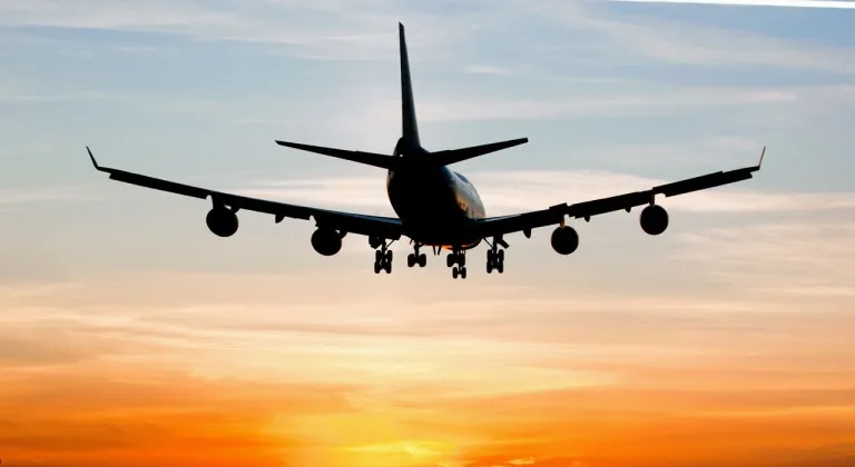 Bomba alarmı! Hindistan seferi yapan uçak Frankfurt’a geri döndü
