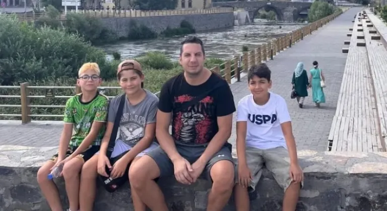 Bostanlıspor’un Minik Muaythai Sporcuları Kars’ta Mücadele Edecek