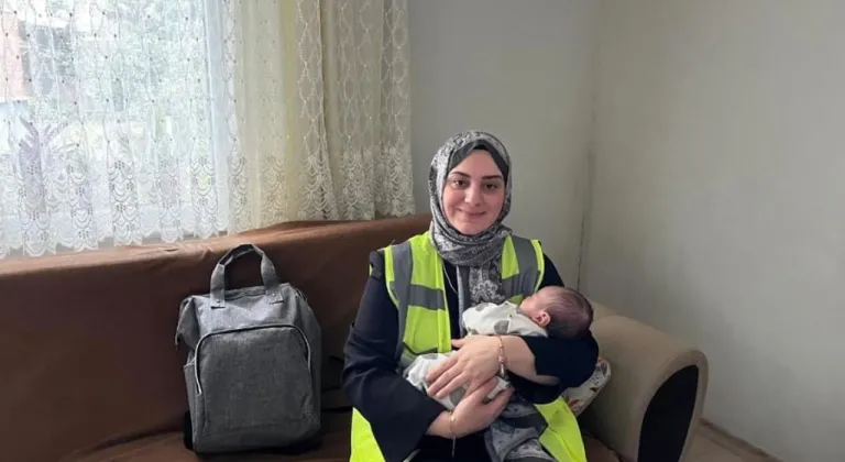 Bulancak'ta yeni doğan bebeklere belediye ziyareti