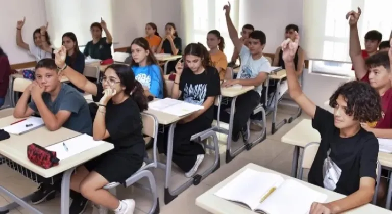 Büyükşehir’den Öğrencilere Eğitim Desteği
