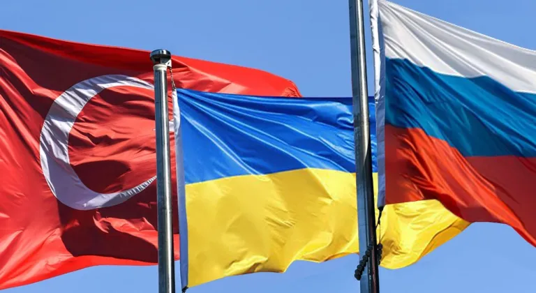 Çırağan Sarayı’nda diplomasi trafiği: Rusya-Ukrayna zirvesi başlıyor