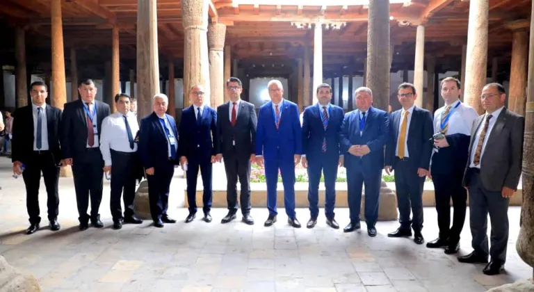 ÇOMÜ ile Özbek Ulusal Müzik Sanatı Üniversitesi arasında iş birliği protokolü imzalandı