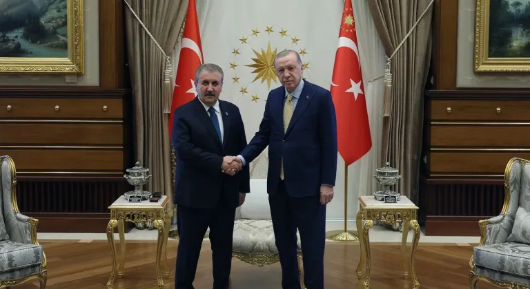 Cumhurbaşkanı Erdoğan, BBP Lideri Destici’yi Külliye’de ağırladı