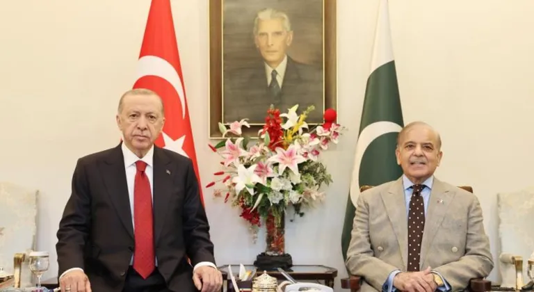 Cumhurbaşkanı Erdoğan, Pakistan Başbakanı ile telefon görüşmesi yaptı