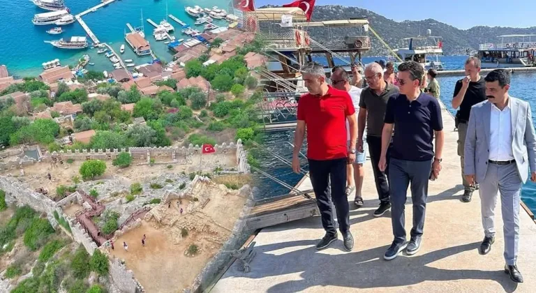 Demre’de tekne yanaşma yeri hizmete açıldı