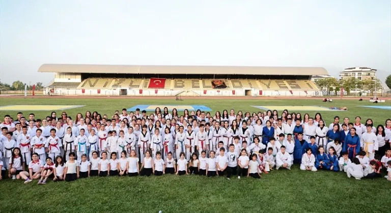Denizlililer 7’den 70’e Büyükşehir Yaz Spor Kurslarına İlgi Gösterdi
