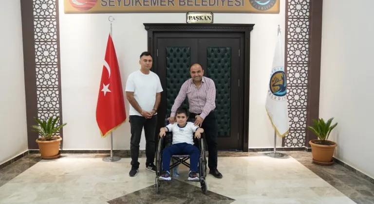 DMD kas hastası Yusuf Eymen'den Başkan Akdenizli 'ye ziyaret