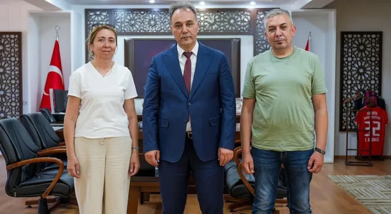 Emekli polisin oğlu hayata tutunmak için destek bekliyor
