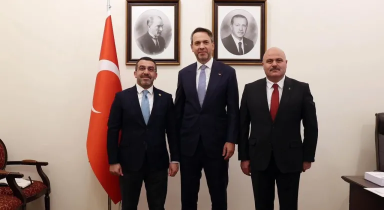 Enerji ve Tabii Kaynaklar Bakanı Alparslan Bayraktar’a Kars Milletvekili Çalkın ve İl Başkanı Sancar'dan ziyaret