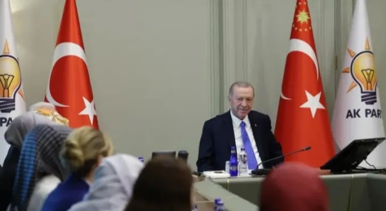 Erdoğan, kadın belediye başkanlarını AK Parti Genel Merkezi’nde kabul etti