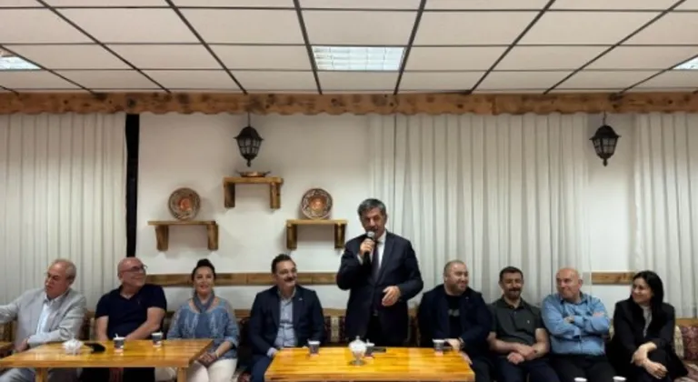 Erzincan Belediye Başkanı Bekir Aksun, TİMBİR ve BHA yönetimini ağırladı: 