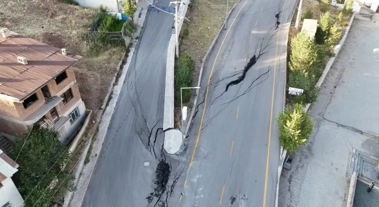 Erzurum İspir’de heyelan