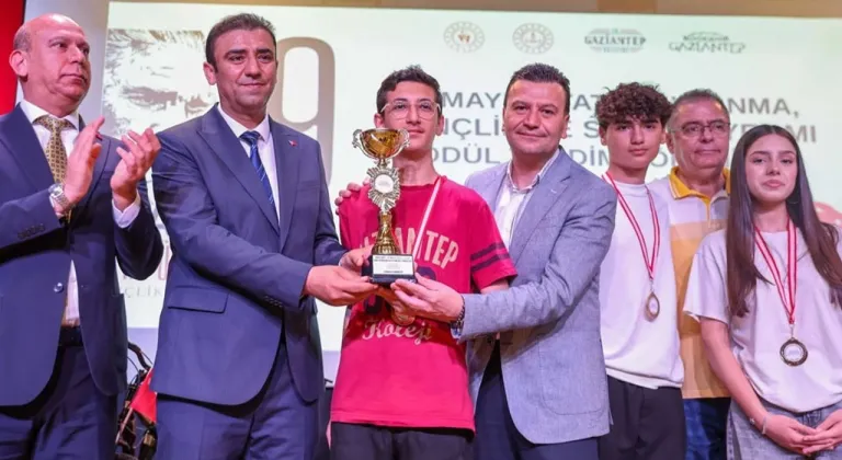 Gaziantep'te 19 Mayıs'ta ter döken yarışmacılar ödüllendirildi