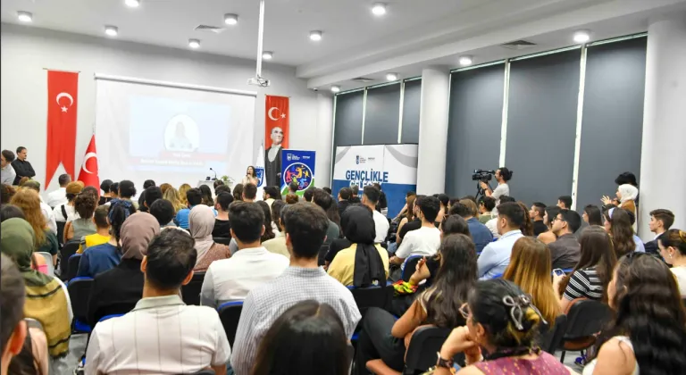 Genç Akademi Ulus'ta 