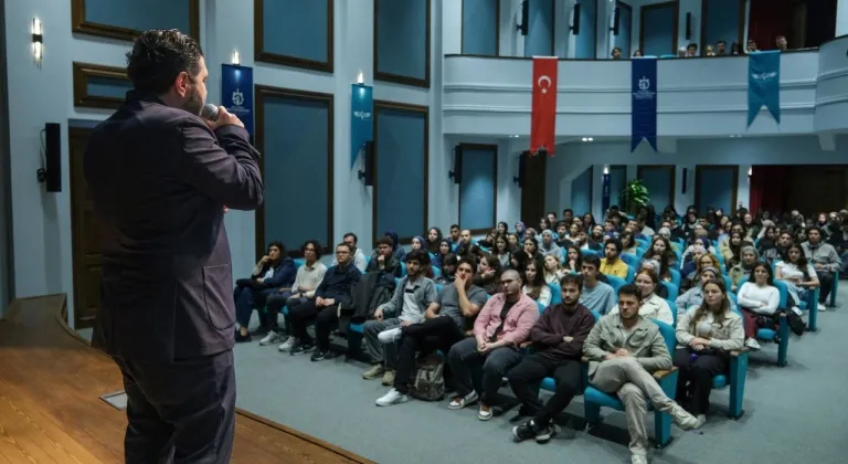 Gençler, hayal kapılarını “Kılavuz Kariyer” ile aralayacak
